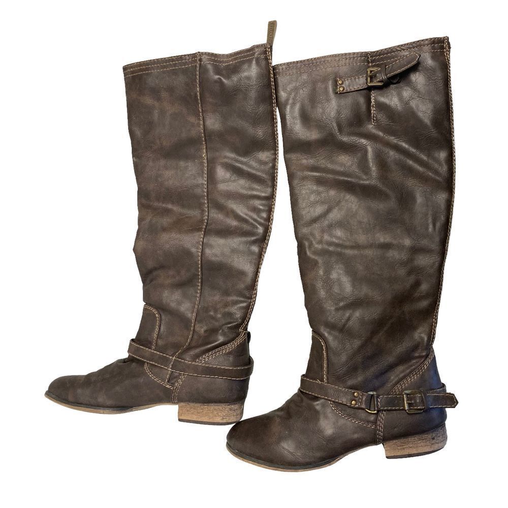 BRECKELLE’S Women’s Knee High Riding Boots Size 7.5‎